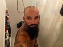 Watch urhukleberry69´s Live Show on Chaturbate