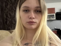Watch LoritaWhisted´s Live Show on BongaCams