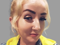 Watch Bellixy´s Live Show on ItsLive