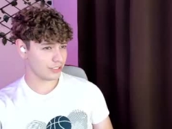 Watch xhans17´s Live Show on Chaturbate