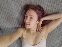 Watch SwettyEllis´s Live Show on BongaCams