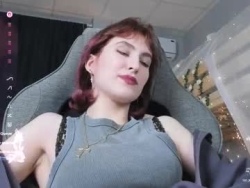 Watch luxrayi´s Live Show on Chaturbate