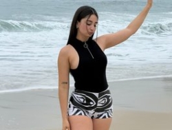 Watch arianamonroee´s Live Show on BongaCams