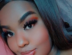 Watch violettaplus´s Live Show on BongaCams