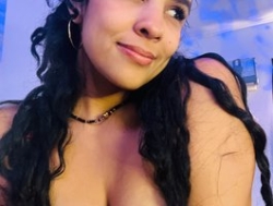 Watch SamyMoon´s Live Show on BongaCams