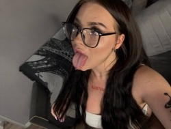 Watch LisaAndDenis´s Live Show on BongaCams