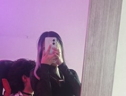 Watch MoonVelvet´s Live Show on BongaCams