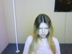Watch yourbestdreamm´s Live Show on Chaturbate