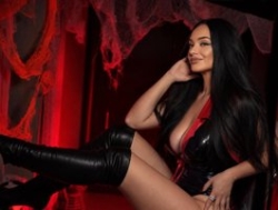 Watch DaliyaArabian´s Livestream and Chat