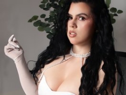 Watch ShanellMoore´s Live Show on BongaCams