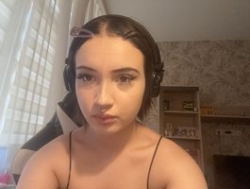 Watch StephanyPlimpton´s Live Show on BongaCams