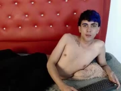 Watch noah_bluex´s Live Show on Chaturbate