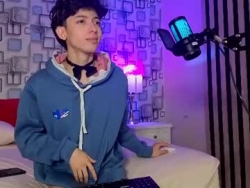 Watch twink_sebas7´s Live Show on Chaturbate
