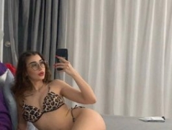 Watch KimJada´s Live Show on BongaCams