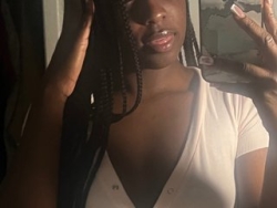 Watch cherryianna´s Live Show on ItsLive