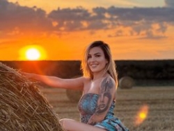 Watch zoey-marie´s Live Show on BongaCams