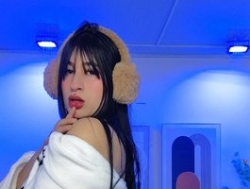 Watch MiiaOwenns´s Live Show on BongaCams