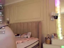 Watch scamelia´s Live Show on Chaturbate