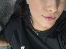 Watch Bunnyella´s Live Show on BongaCams