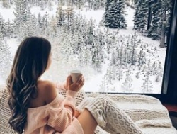 Watch daeneryy´s Live Show on BongaCams