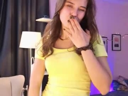 Watch milli_danver´s Live Show on Chaturbate