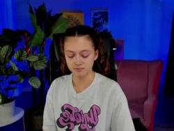 Watch tunaholli´s Live Show on Chaturbate