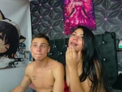 Watch friends_crazy´s Live Show on Chaturbate