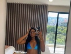 Watch JadeeMuller´s Live Show on BongaCams