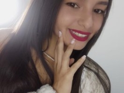 Watch Valentina-Hearts´s Live Show on BongaCams
