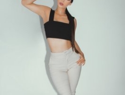 Watch RebeccaBaxter´s Live Show on BongaCams