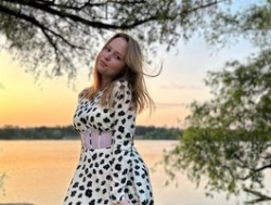 Watch CrystallPaws´s Live Show on BongaCams