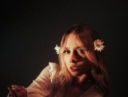 Watch GretaVelvet´s Live Show on BongaCams