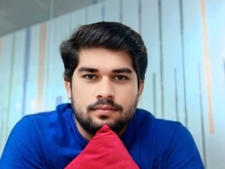 Braddyboss is Live on ItsLive: Come and enjoy with my beautfull dick in a private chat and I have a gift for u. Don't forget to follow me. Watch Braddyboss´s Live Show on ItsLive