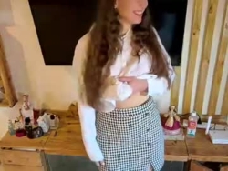 Watch luciennedelossantos´s Live Show on Chaturbate