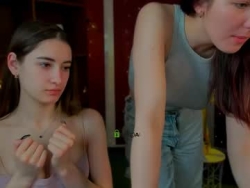 Watch alma_heart´s Live Show on Chaturbate