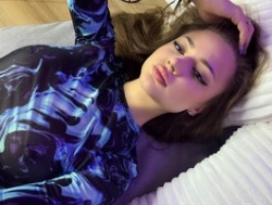 Watch AlyseBaby´s Live Show on BongaCams