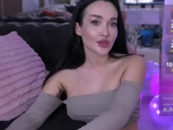 Watch amoraluxee´s Live Show on Chaturbate