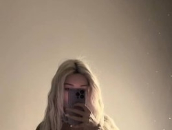 Watch LupeVillari´s Live Show on BongaCams