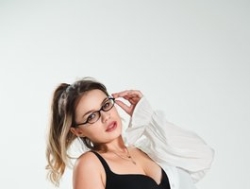 Watch KellyHayden´s Live Show on BongaCams