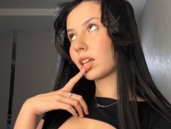 Watch karamelkkka´s Live Show on BongaCams