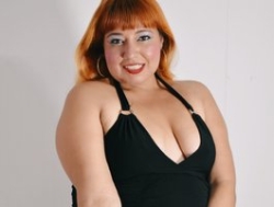 Watch jones-scarlet´s Live Show on BongaCams