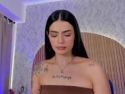 Watch victoria_blakee´s Live Show on Chaturbate