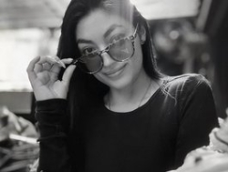 Watch AuraLee´s Live Show on BongaCams