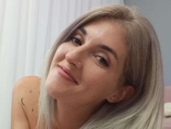 Watch EvaLanne´s Live Show on BongaCams