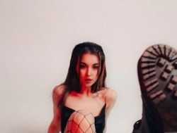 Watch Peach--Alice´s Live Show on BongaCams