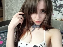 Watch SAVY-LOLY´s Live Show on BongaCams