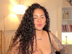 Watch abigaill_13´s Live Show on Chaturbate