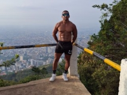 Watch TITANWOLF´s Live Show on ItsLive