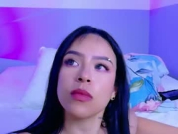 Watch dirtylittleslutt_´s Live Show on Chaturbate
