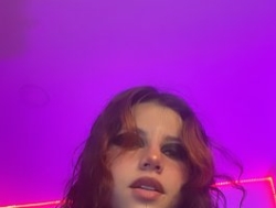 Watch lolamustaine´s Live Show on BongaCams